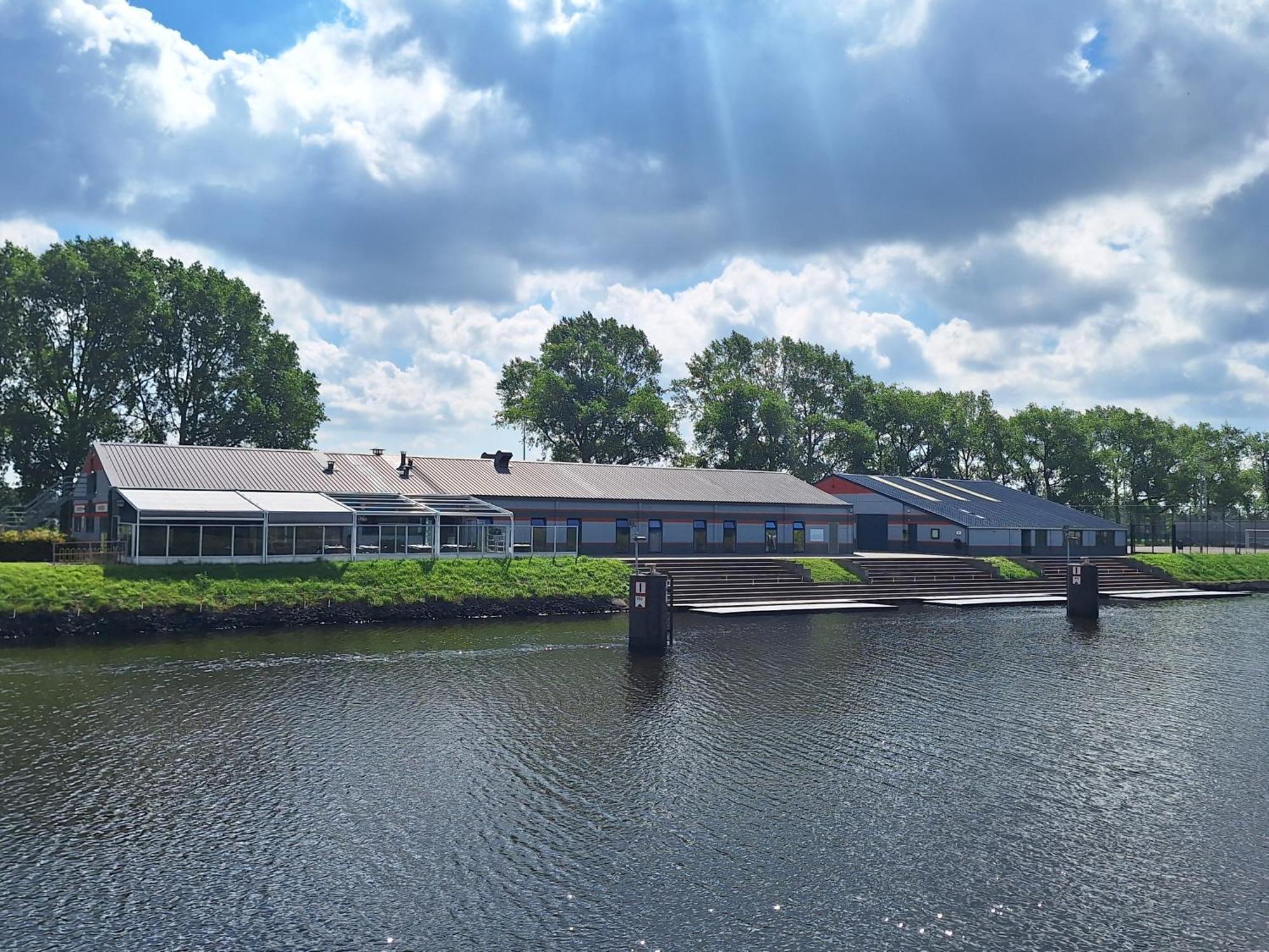Herdersbrug Youth Hostel Брюгге Экстерьер фото